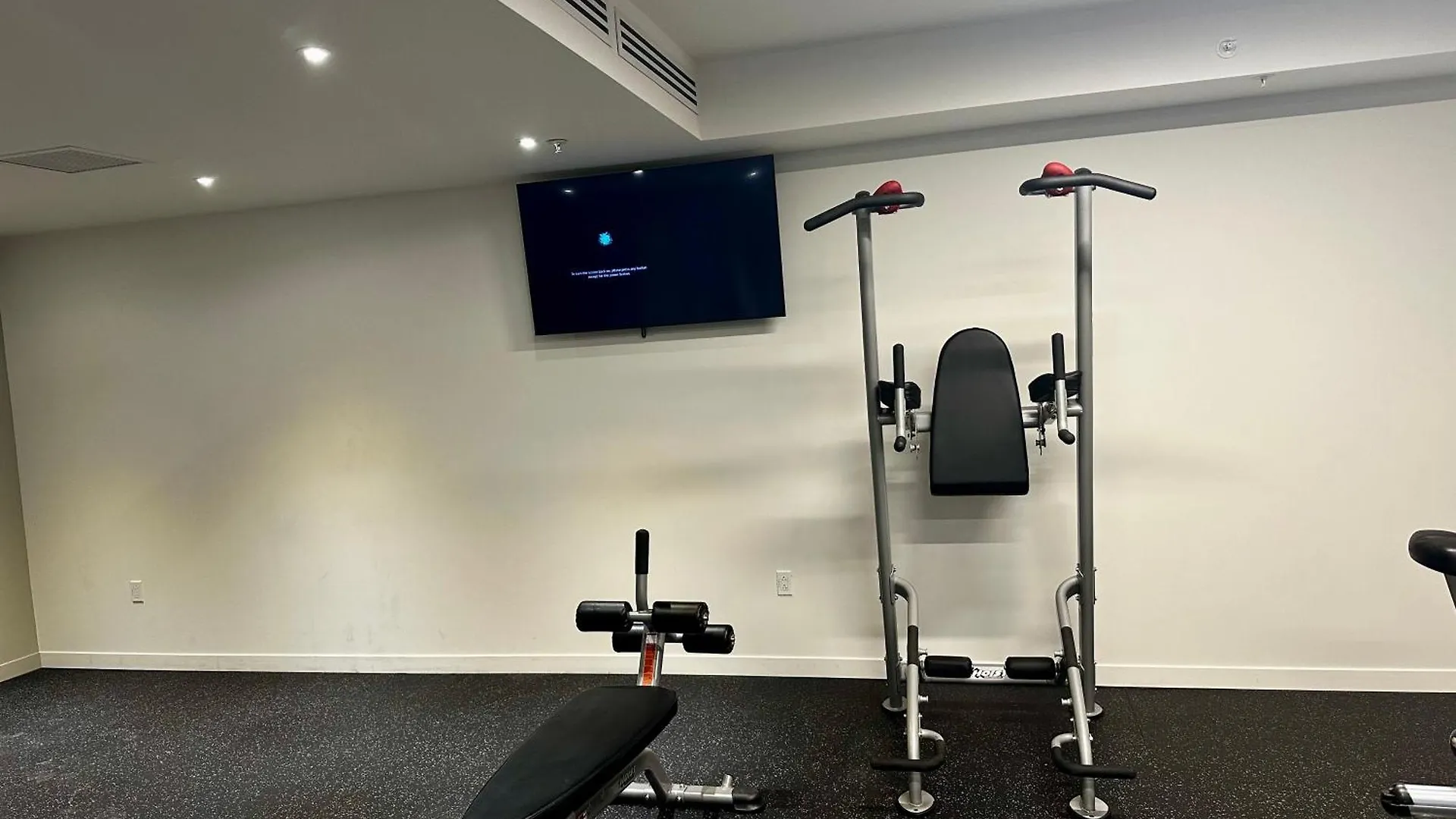 Condo Chambre , Salon , Centre-Ville, Gym Montreal Apartment
